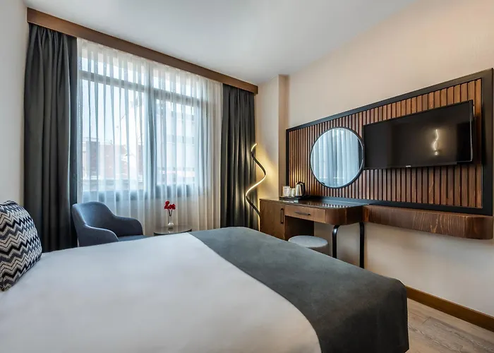 Hotel Bristol